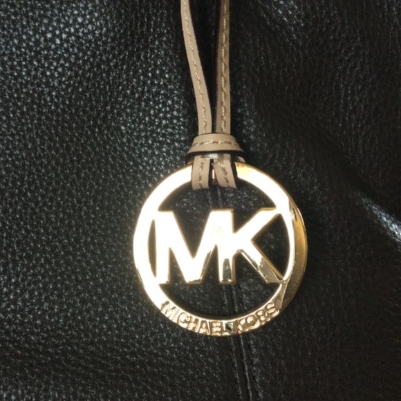 🔥Michael Kors Handbag🔥 - Picture 2 of 8